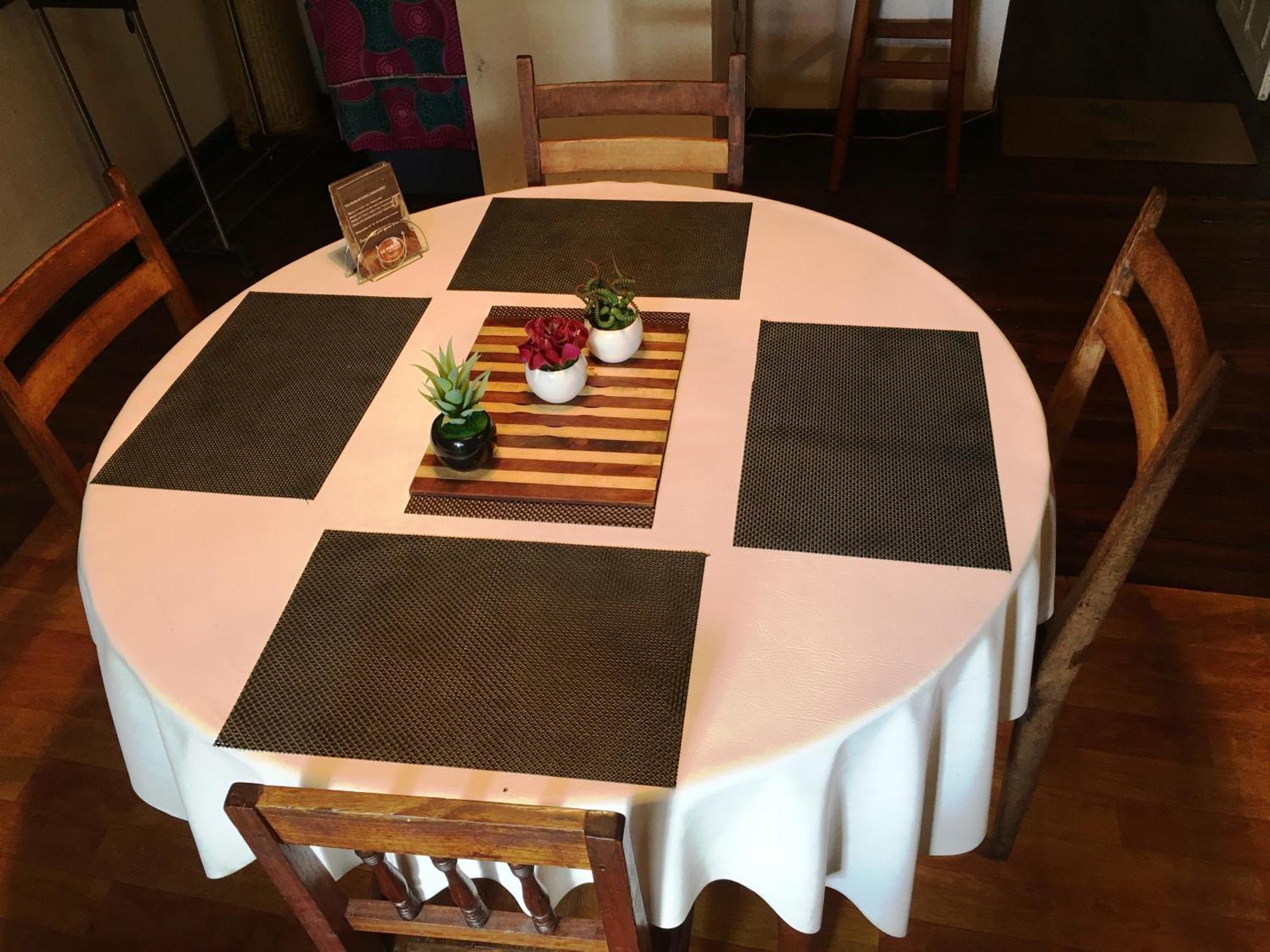 אנטננריבו Le Fumoir Guest House Chambre Double מראה חיצוני תמונה